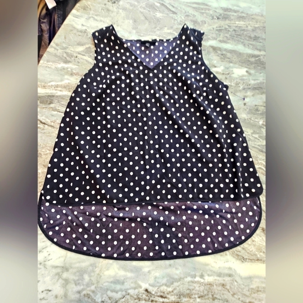 Lane Bryant Black Polka Dot Sleeveless Blouse Women’s Size 18